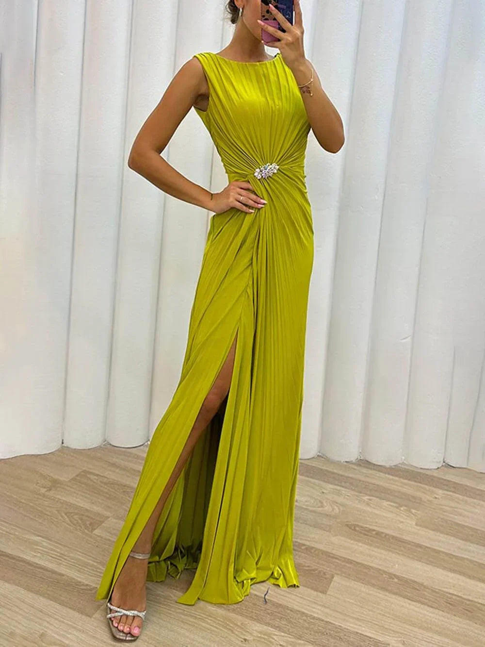 AURORA | Vestido de noche largo plisado